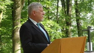 RF-WEI-Arnold-II-300x169 in 