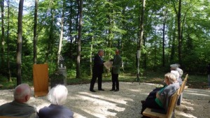 RF-WEI- 220 Bergabe-Schild-300x169 in 